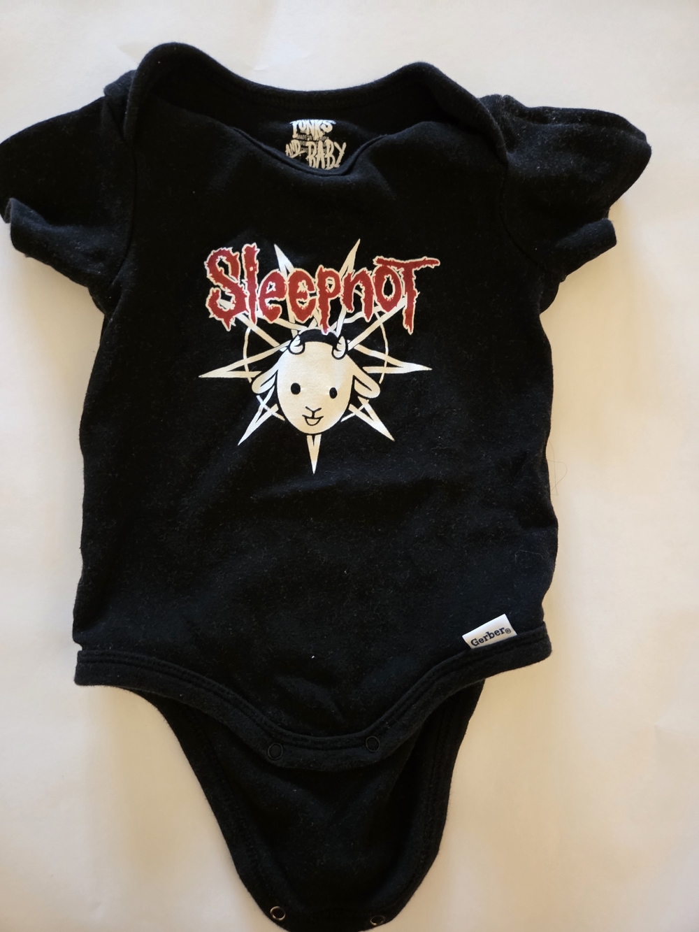 Gerber Black Infant One-Piece with Red & White Graphic Sleepnot Slipknot